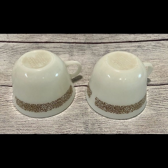 PYREX WOODLAND BROWN COFFEE TEA CUPS SET OF 2! - Picture 13 of 14